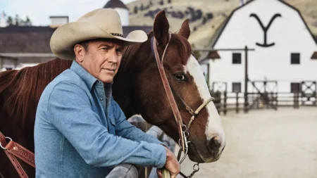 Rancho Dutton é o spin-off mais importante de Yellowstone e o sucesso explica o futuro da franquia Cena da produção Yellowstone