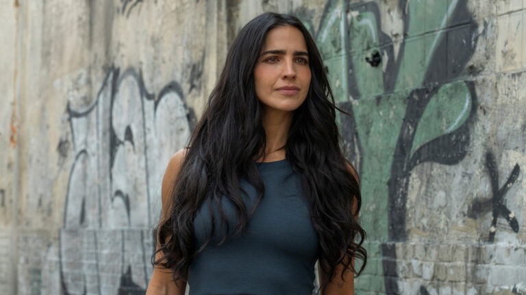 Rosário e Ruby em confronto tenso na 5ª temporada de Rosário Tijeras