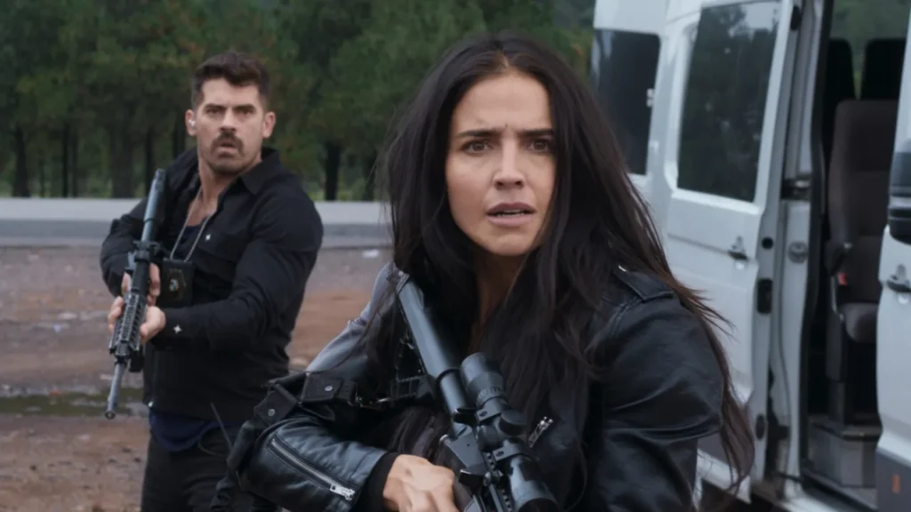Rosario Tijeras 6ª temporada: o que sabemos (e o que ainda está em aberto) Rosario Tijeras (Bárbara de Regil) em cena de ação da 5ª temporada