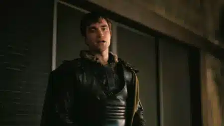 Robert Pattinson se inspira em vilão de Cassino para criar Antinous em A Odisseia Robert Pattinson como Antinous em A Odisseia, inspirado em vilão de Cassino