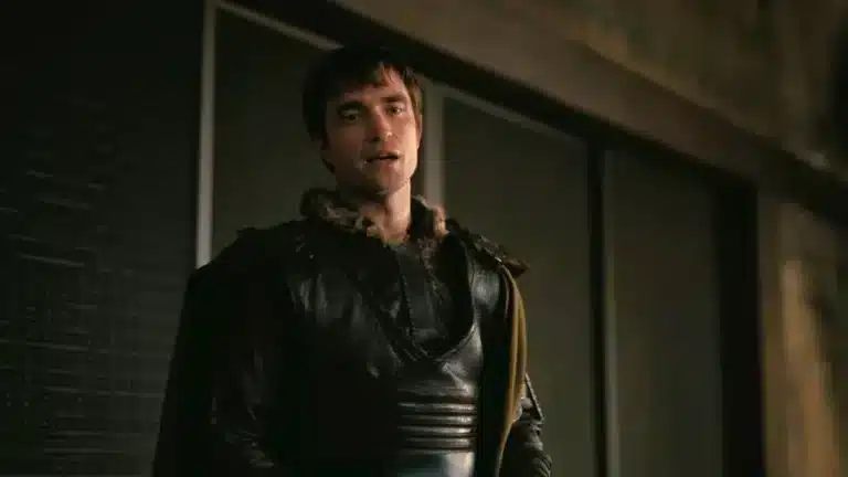 Robert Pattinson como Antinous em A Odisseia, inspirado em vilão de Cassino