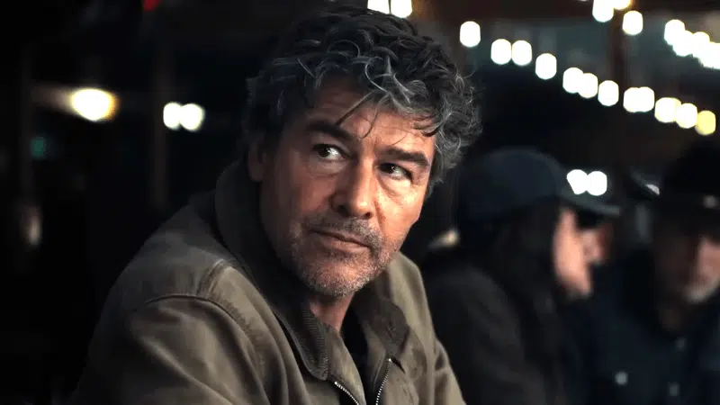 Hal Jordan em cena do trailer de Lanterns, sugerindo seu possível destino no DCU