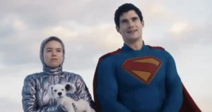 Supergirl em cena de conflito e tensão com Superman em Man of Tomorrow