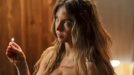 Sydney Sweeney em cena do thriller erótico gótico Hollow, reimaginação de A Lenda do Cavaleiro Sem Cabeça