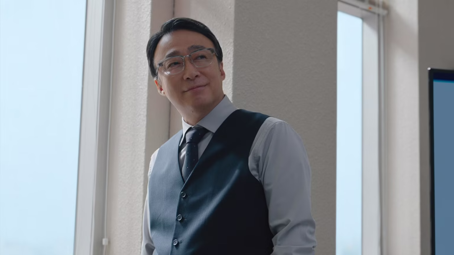 Aprendendo a Lição é o número 1 global da Netflix em junho de 2026 Lee Sung-min como Choi Kang-seok em cena de ação de Aprendendo a Lição