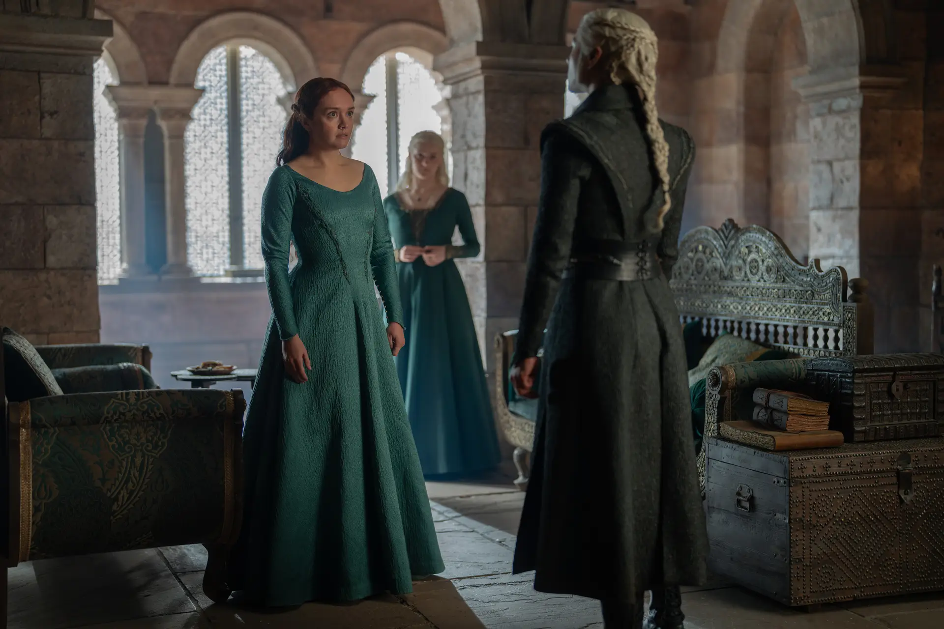 Rhaenyra confronta Alicent e Helaena na prisão sobre decisões do reino