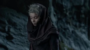 Rhaena Targaryen montada no dragão Sheepstealer em cena de A Casa do Dragão