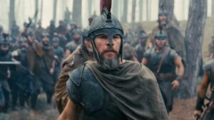 Cena de A Odisseia, filme de Christopher Nolan com Matt Damon