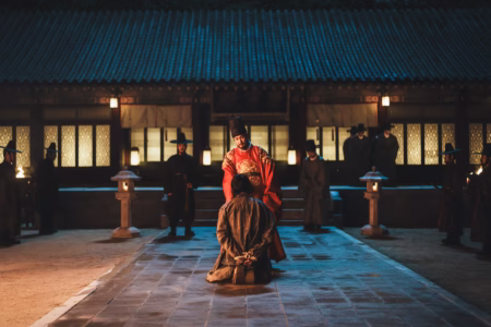 Cho Seung-woo como rei Yi Yeon em A Leste do Palácio Netflix