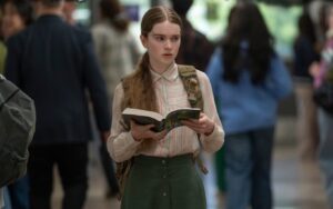 Howell como Carrie White na série Carrie: A Estranha Prime Video
