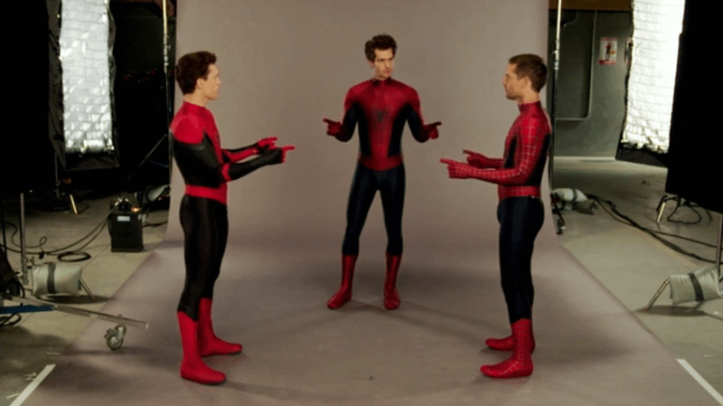 Tobey Maguire, Andrew Garfield e Tom Holland como Homem-Aranha em cena do documentário