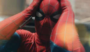 Homem-Aranha: um Novo Dia — Ned e MJ recuperam a memória de Peter Parker? Peter Parker interpretado por Tom Holland em Homem-Aranha: Um Novo Dia