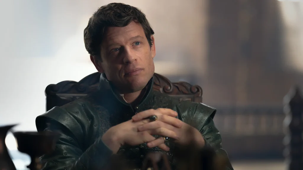House of the Dragon 3ª temporada, episódio 4: crítica aponta acertos visuais e desvios polêmicos do livro James Norton como Ormund Hightower em A Casa do Dragão temporada 3 episódio 4