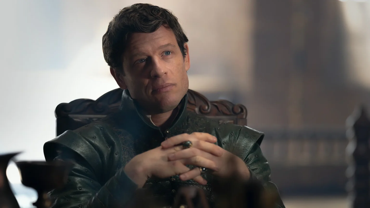 James Norton como Ormund Hightower em A Casa do Dragão temporada 3 episódio 4