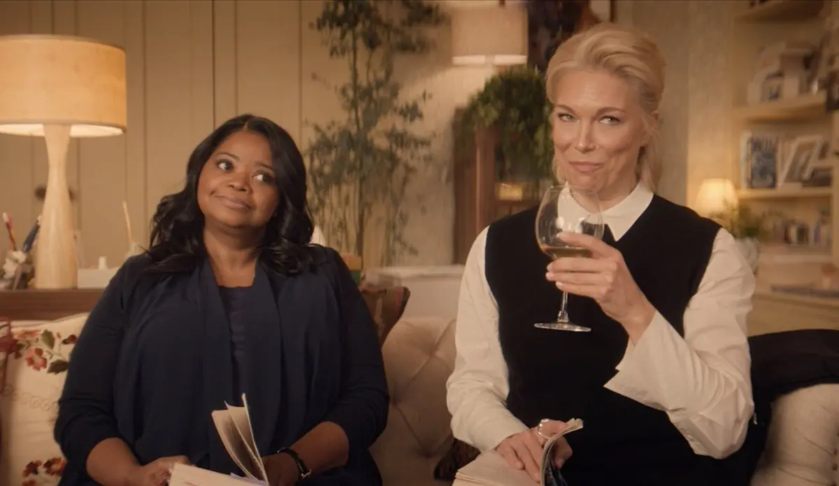 Bill Nighy em cena de Parceiras no Crime