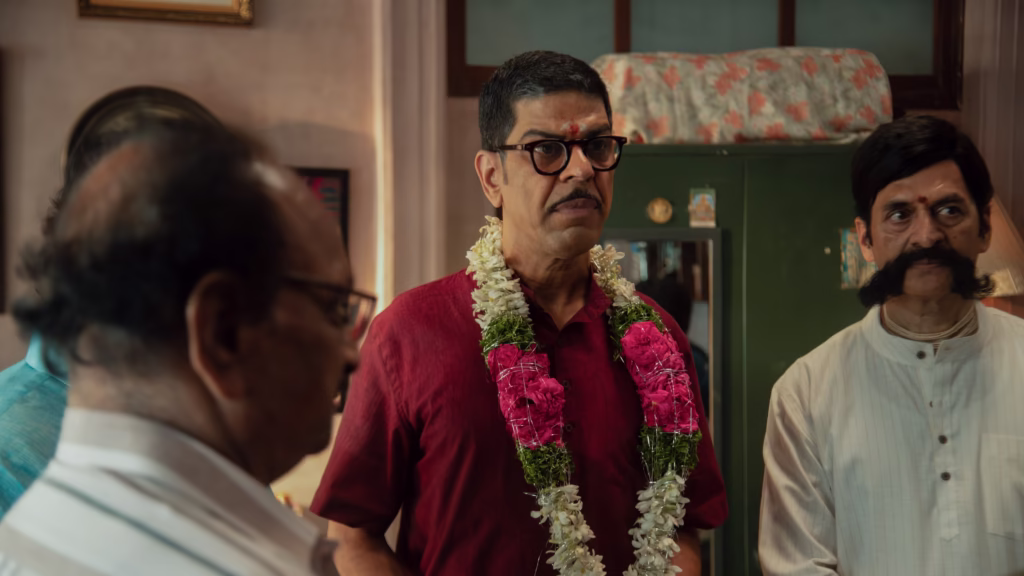 Super Subbu estreia na Netflix em 2 de julho com Sundeep Kishan como professor relutante Murali Sharma em cena de Super Subbu, série de comédia dramática da Netflix