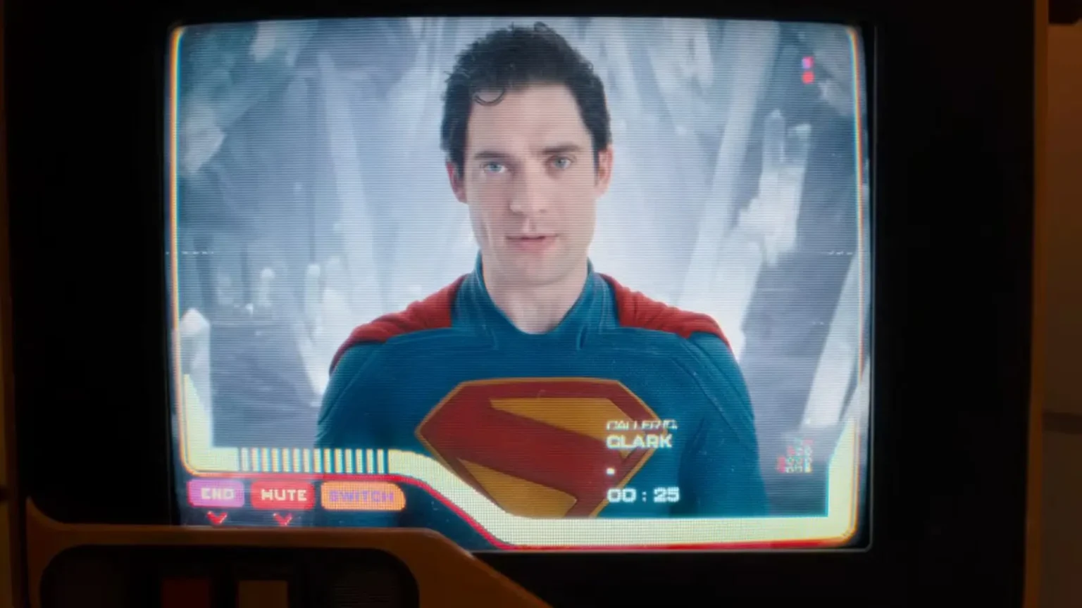 Milly Alcock como Supergirl em cena do filme da DC Studios