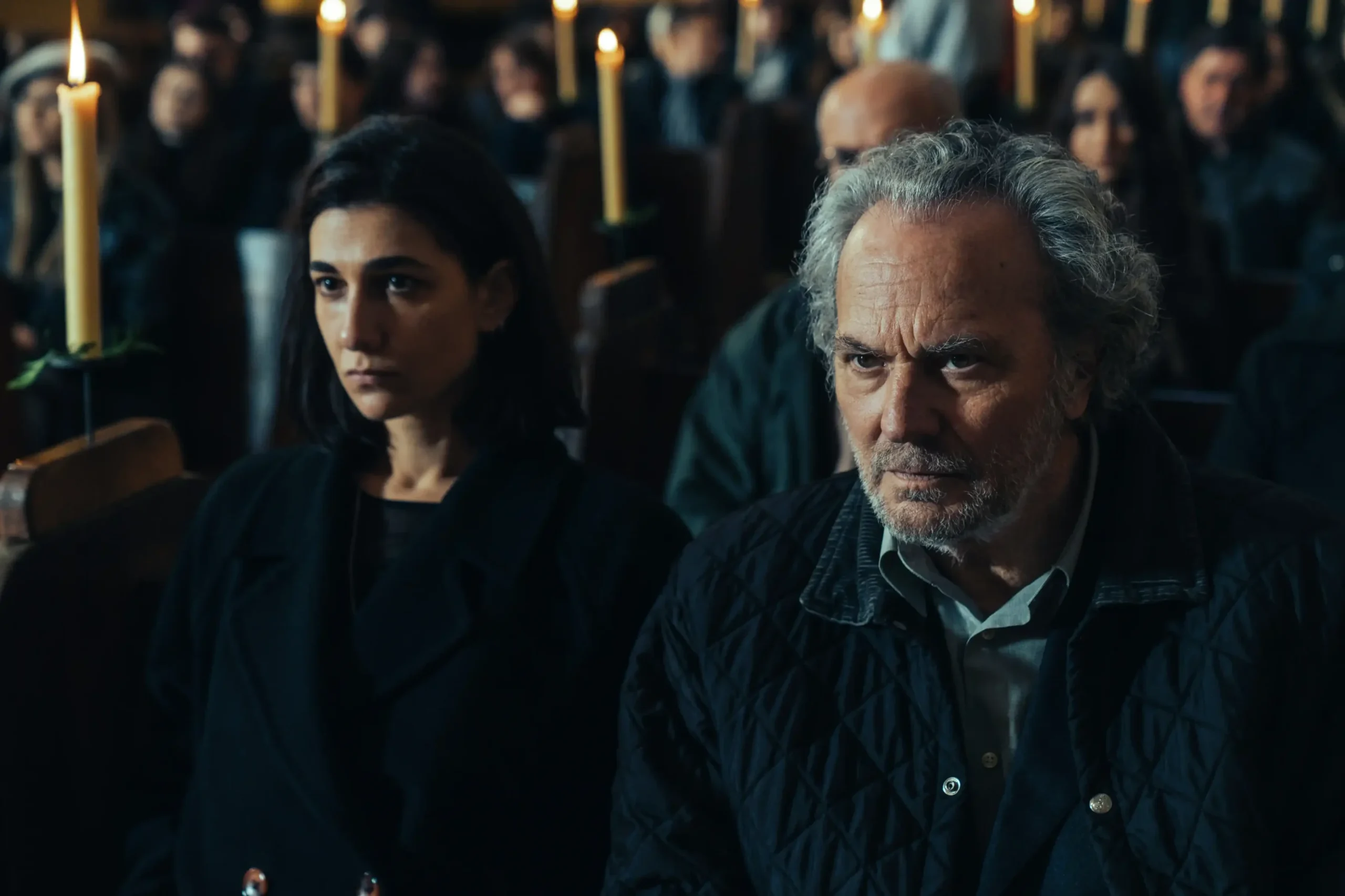 Ruth e Martín em confronto emocional no filme