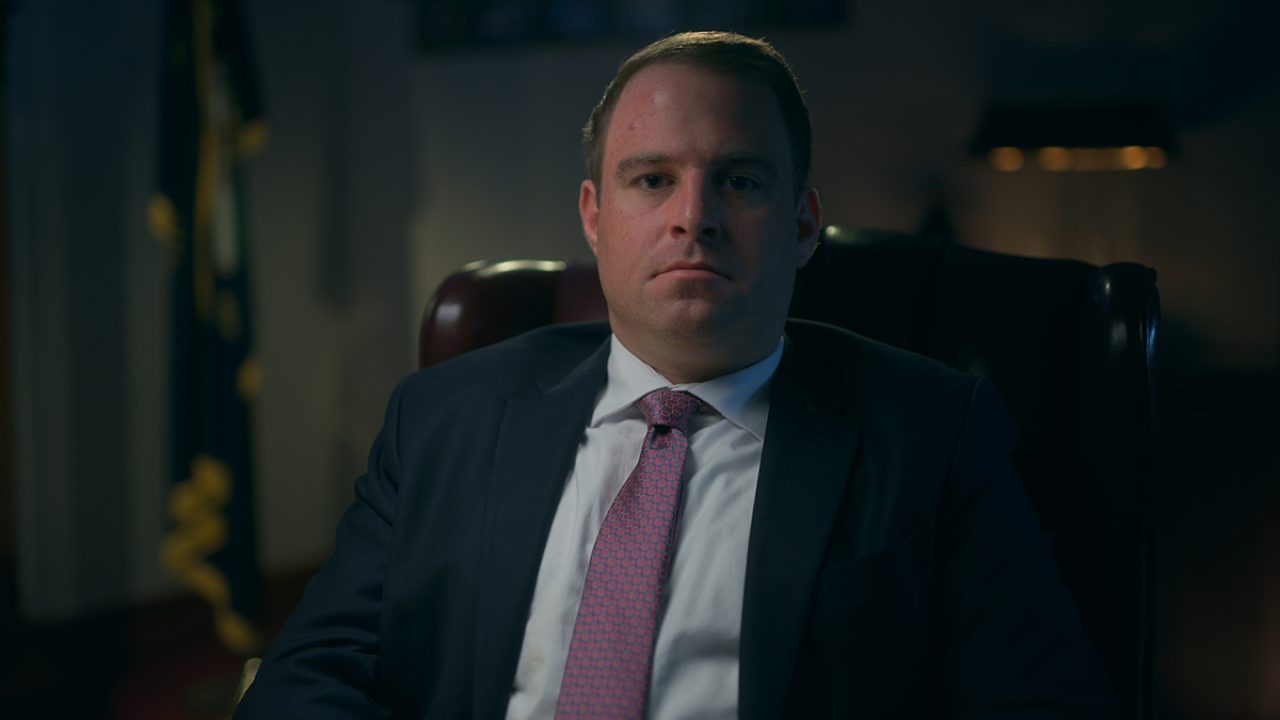 Andrew Reinhardt depõe sobre caso de vizinho em Worst Neighbor Ever