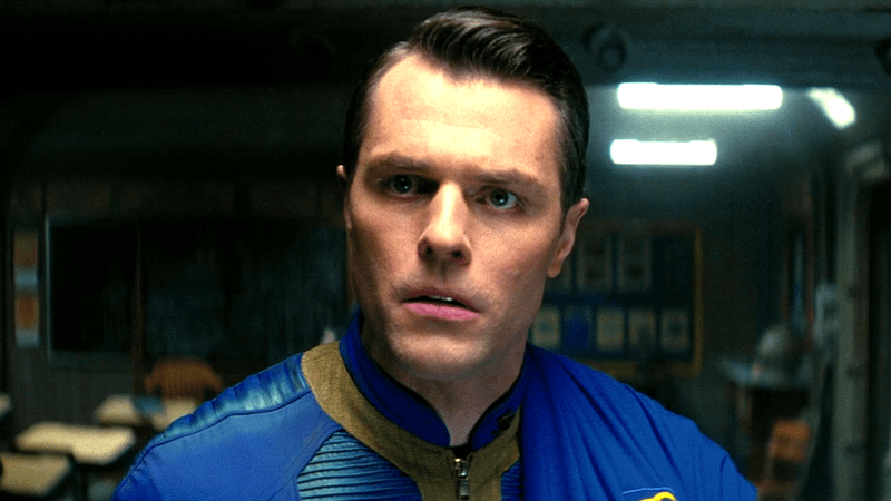 Chet em Fallout Temporada 3 - personagem promovido a regular