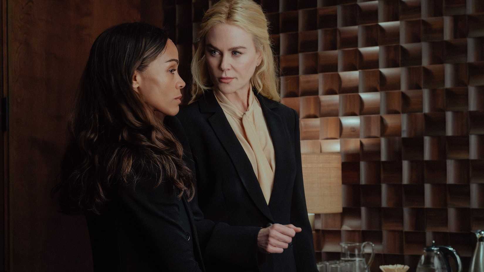 Nicole Kidman e Zoe Saldaña em cena de espionagem e drama