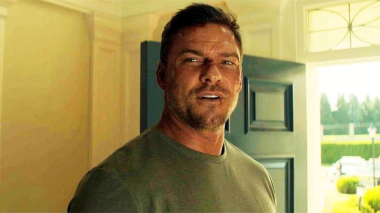 Alan Ritchson como Jack Reacher na 4ª temporada do Prime Video