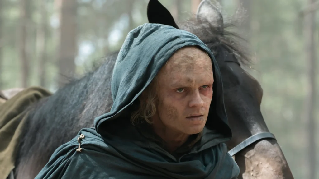 Rhaenyra já sabe o segredo que deveria destruí-la em A Casa do Dragão Aegon Targaryen em cena do episódio 8 da 3ª temporada de A Casa do Dragão