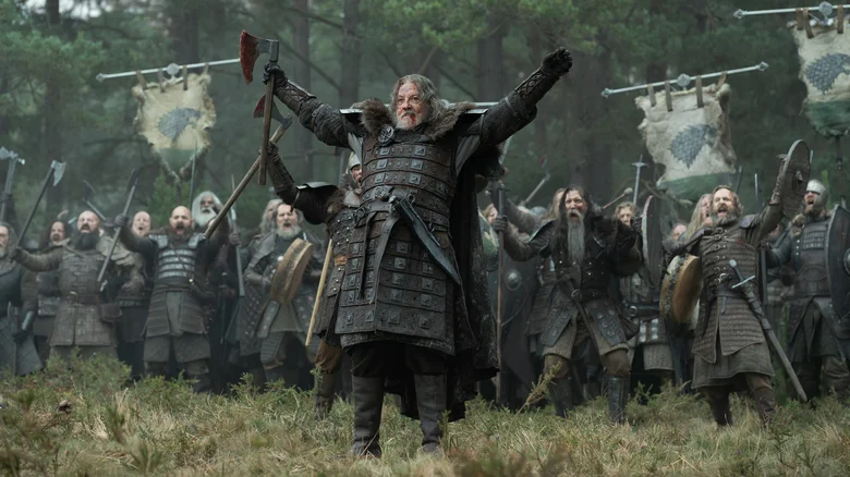 Matt Smith como Daemon Targaryen em cena de combate na série HBO