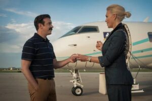 Ted Lasso: 4ª temporada estreia no Apple TV com Ted treinando time feminino Jason Sudeikis como Ted Lasso na 4ª temporada do Apple TV+