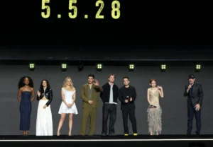 Atrizes Maya Boyd, Inde Navarrette e Samara Weaving no D23
