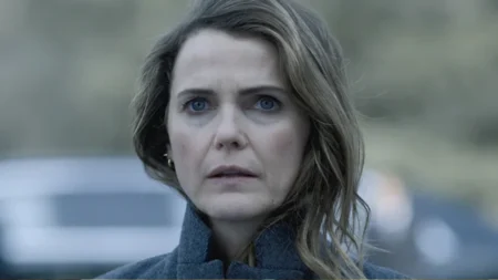 Kate Wyler enfrentando crise nuclear e desconfiança familiar em A Diplomata 4ª temporada