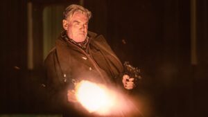 Cena de Terra da Máfia temporada 2 com elenco principal