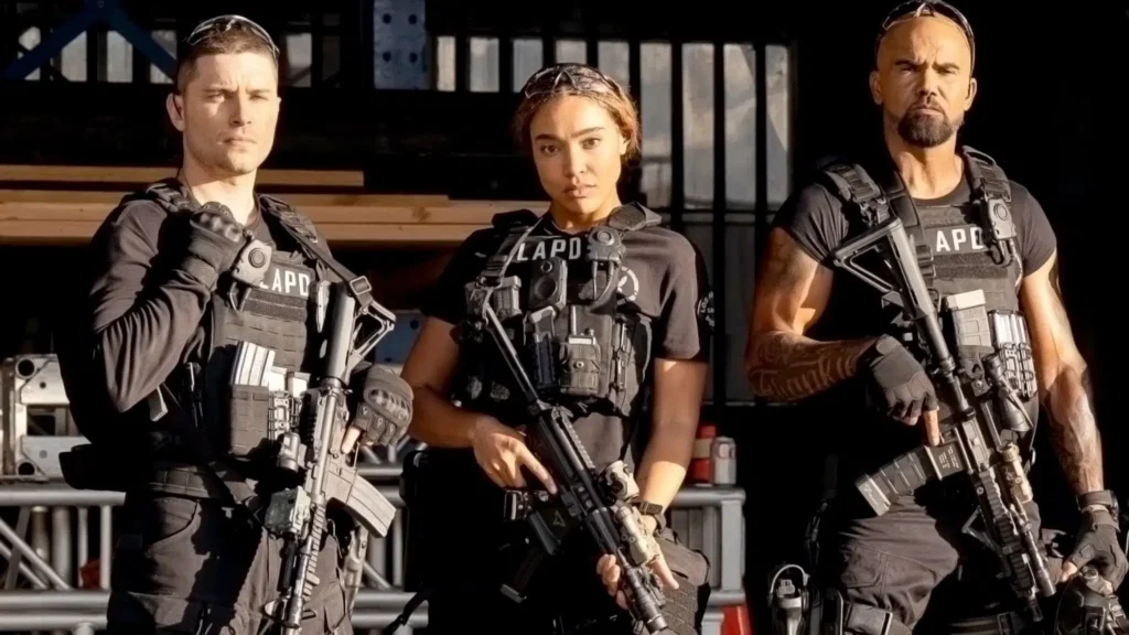 Shemar Moore como Hondo em S.W.A.T. Exiles, spin-off do Starz