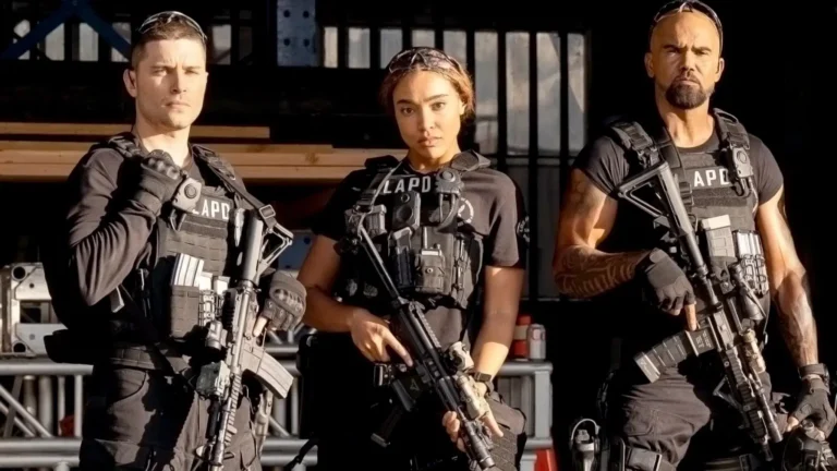 Shemar Moore como Hondo em S.W.A.T. Exiles, spin-off do Starz